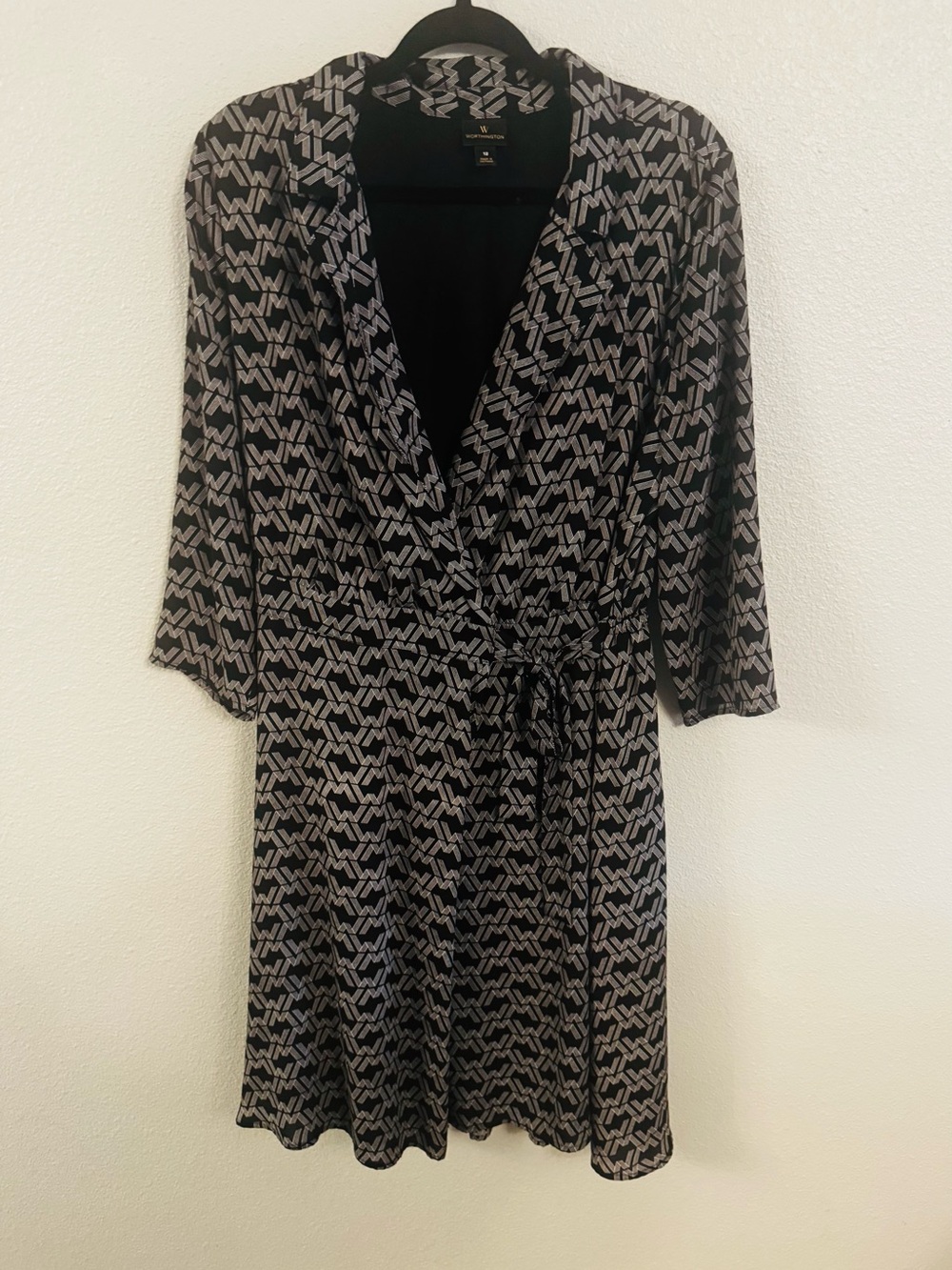 Worthington Black and Gray Geometric Wrap Dress